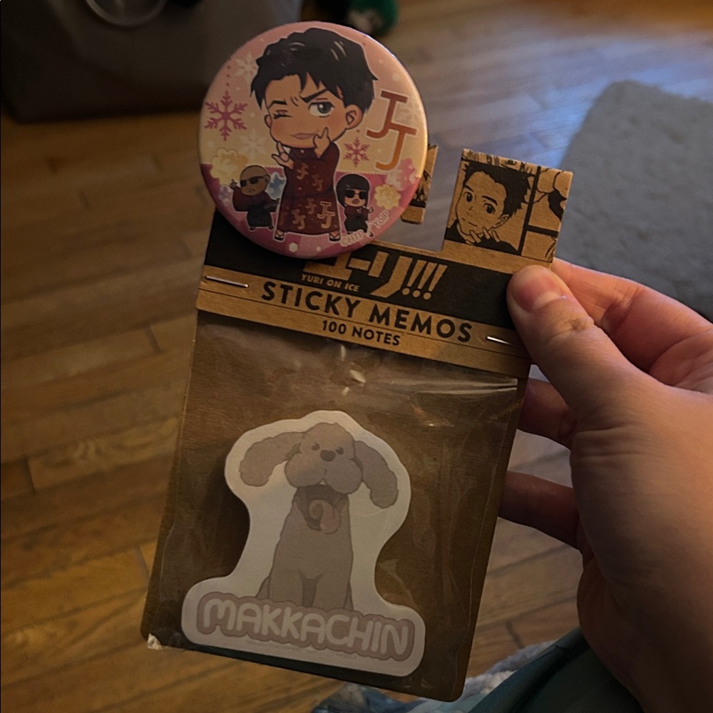 Yuri on Ice Sticky Memos and Button Set